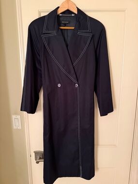 Like New Escada Navy Trench Coat with White Contrast Stitching, size 38/8.